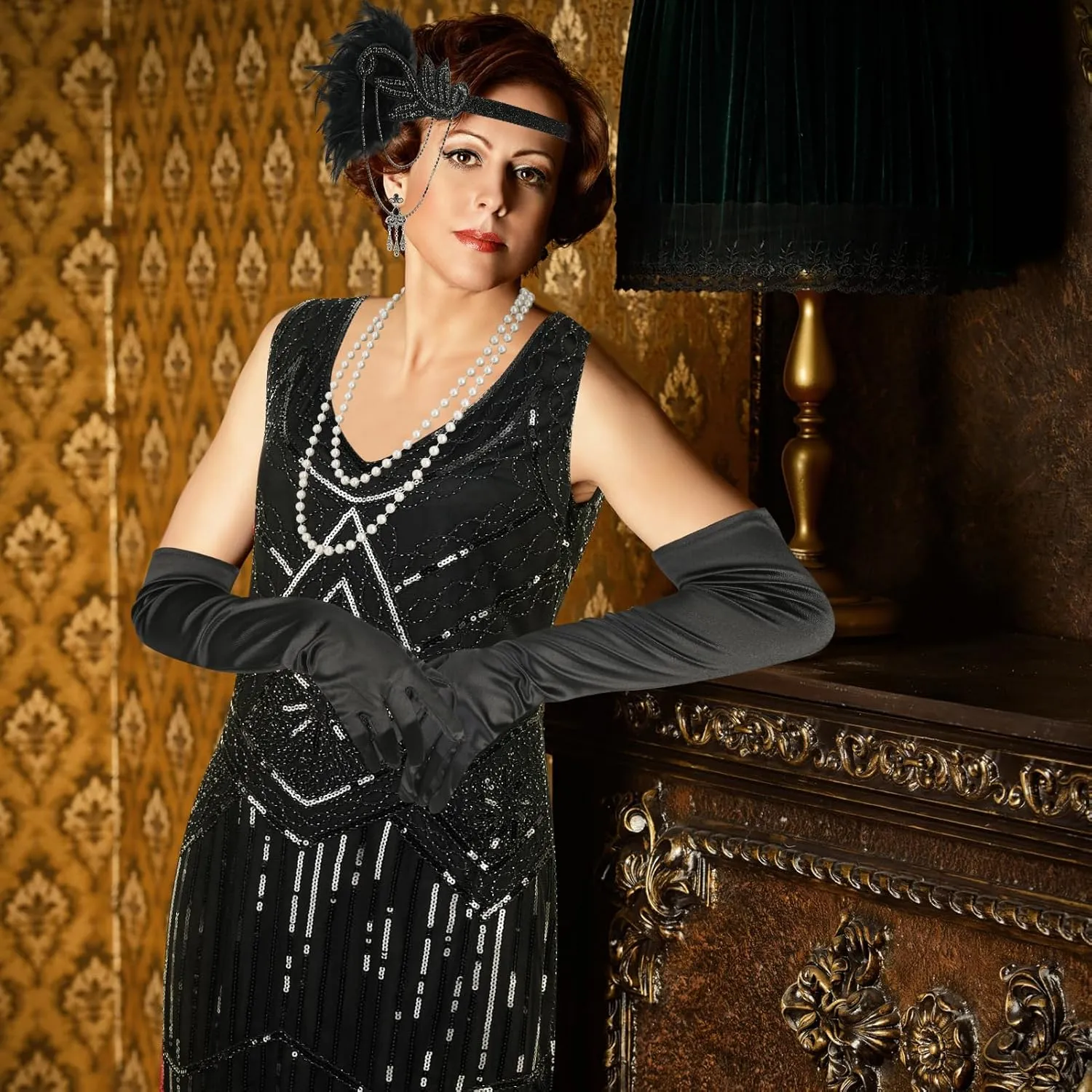 1920s Women Flapper Dress Great Gatsbys V Neck Fringed Sequin Dress with Roaring 20s Costumes Accessories
