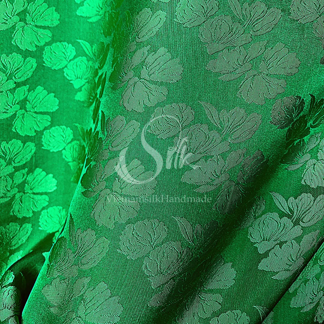 Green Silk with Big Flowers - PURE MULBERRY SILK fabric by the yard -  Floral Silk -Luxury Silk - Natural silk - Handmade in VietNam- Silk with Design