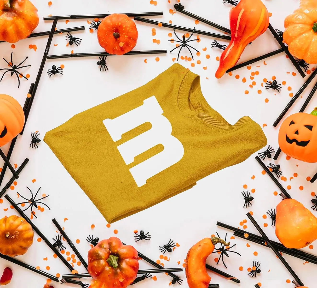 Veracco Letter M Halloween Costumes Youth T_Shirt Funny Halloween Team Group T-Shirt